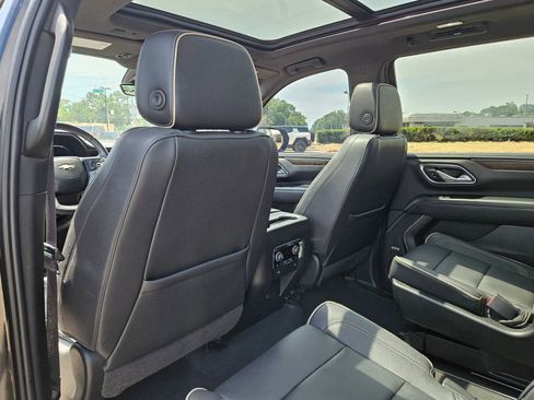 Used 2022 Chevrolet Tahoe Premier AWD/4WD image 24