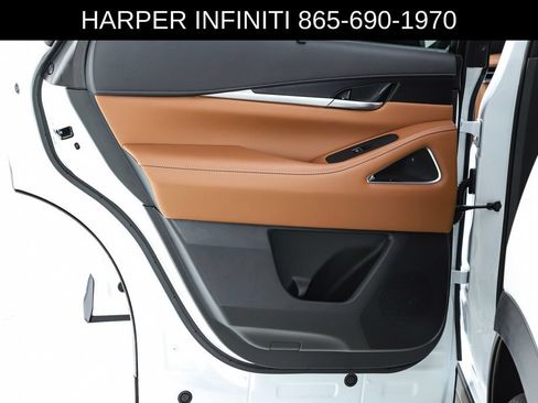 Certified 2026 INFINITI QX60 Autograph w/ Dark Cargo Package AWD/4WD image 18