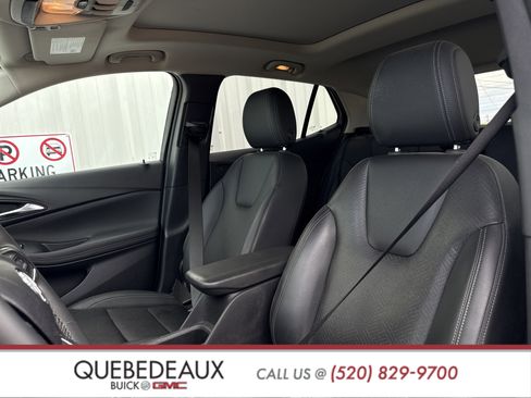 Used 2023 Buick Encore GX Essence w/ Experience Buick Package image 5