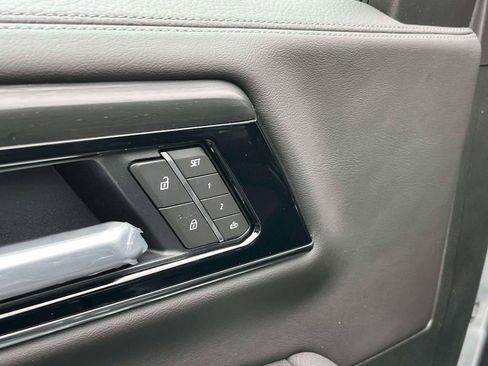 New 2026 GMC Yukon XL Denali AWD/4WD image 23