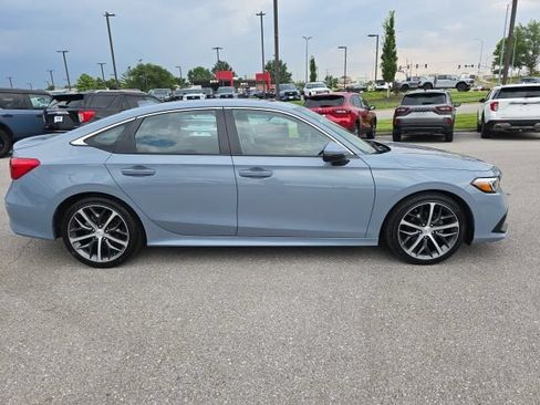 Used 2024 Honda Civic Touring image 6