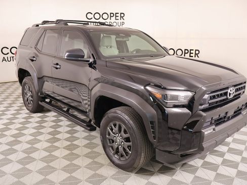 Used 2025 Toyota 4Runner SR5 image 1