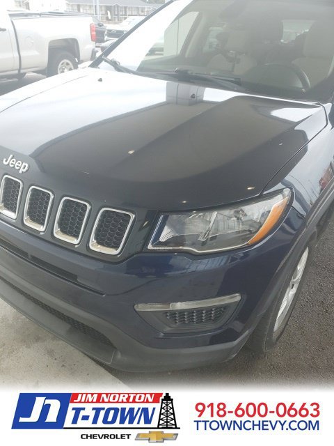 Used 2018 Jeep Compass Sport AWD/4WD image 1