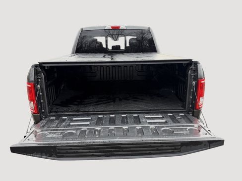 Used 2015 Ford F150 XLT w/ Equipment Group 302A Luxury image 7