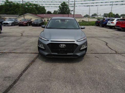 Used 2021 Hyundai Kona SE w/ Cargo Package AWD/4WD image 2