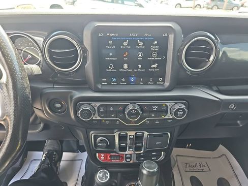 Used 2022 Jeep Wrangler Unlimited Rubicon AWD/4WD image 24