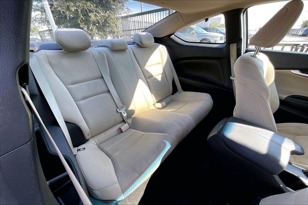 Used 2013 Honda Accord EX image 32