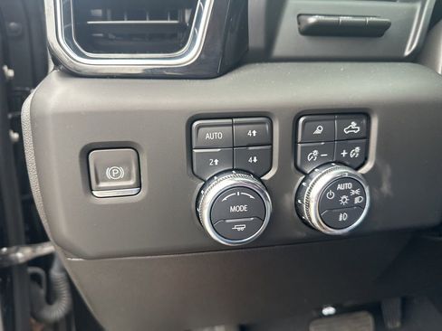 Used 2024 GMC Sierra 1500 Denali Ultimate image 24