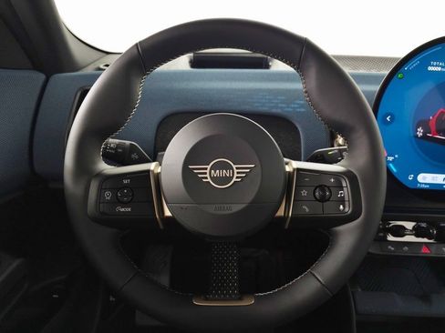 New 2025 MINI Cooper Countryman SE image 15