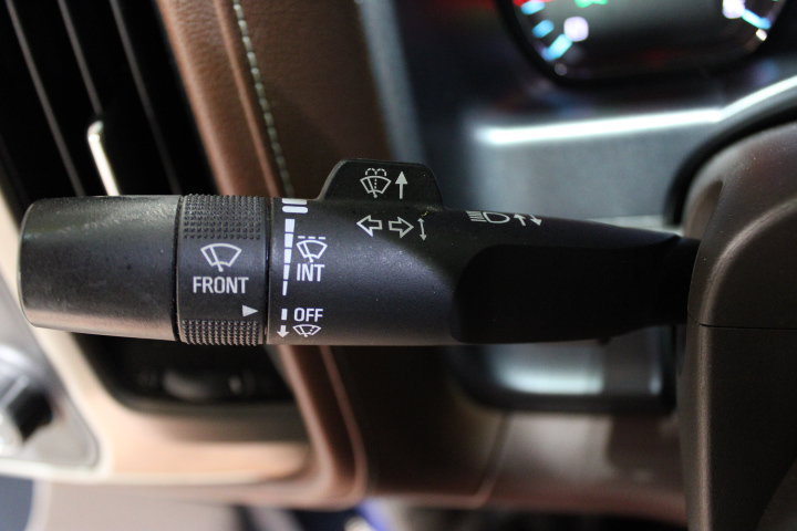 Used 2017 Chevrolet Silverado 2500 High Country w/ Duramax Plus Package AWD/4WD image 38