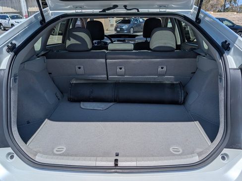 Used 2015 Toyota Prius Two FWD image 8