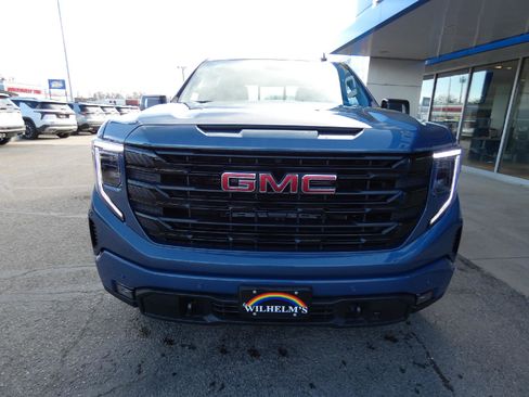 New 2026 GMC Sierra 1500 Elevation w/ Elevation Premium Package AWD/4WD image 5