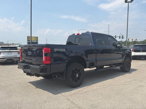 Used 2025 Ford F250 Lariat w/ Black Appearance Package AWD/4WD image 5