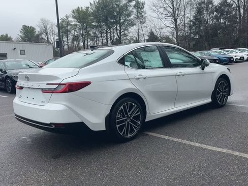 New 2026 Toyota Camry XLE AWD/4WD image 8