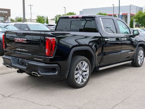 Used 2023 GMC Sierra 1500 Denali w/ Denali Reserve Package AWD/4WD image 3