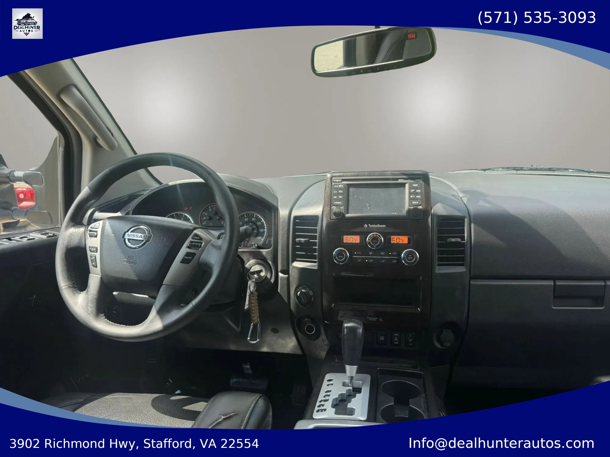 Used 2014 Nissan Titan SL w/ SL Moonroof Package AWD/4WD image 15