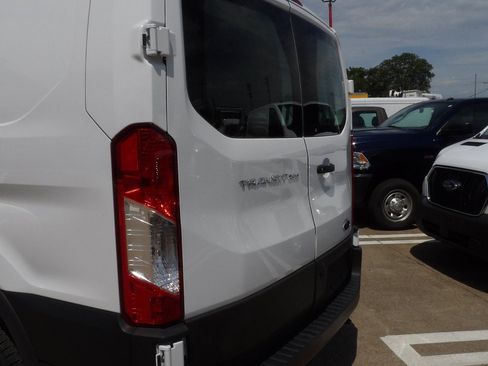 Used 2025 Ford Transit 250 Low Roof w/ Exterior Upgrade Package RWD image 4