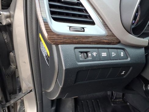 Used 2018 Hyundai Santa Fe Sport image 20