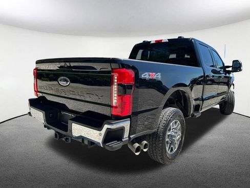 Used 2024 Ford F350 Lariat w/ Lariat Ultimate Package AWD/4WD image 15