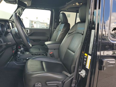 Used 2022 Jeep Wrangler Unlimited Rubicon 4xe w/ Steel Bumper Group image 12