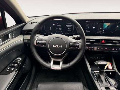 Used 2025 Kia K5 EX image 17