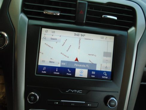 Used 2020 Ford Fusion S image 18