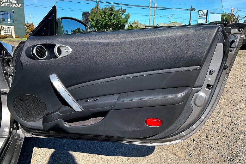 Used 2008 Nissan 350Z Grand Touring RWD image 21