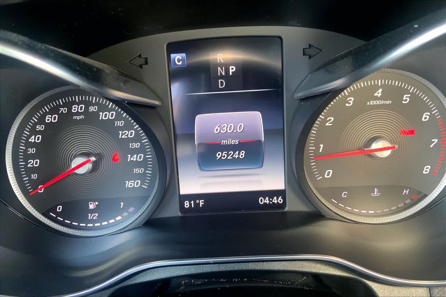 Used 2019 Mercedes-Benz GLC 300 4MATIC image 25