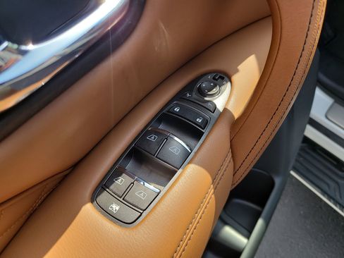 Used 2023 INFINITI QX80 Sensory w/ Cargo Package RWD image 15