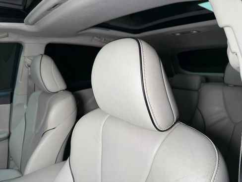 Used 2014 Toyota Venza XLE image 35