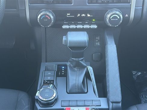 New 2025 Toyota Tacoma SR5 image 27