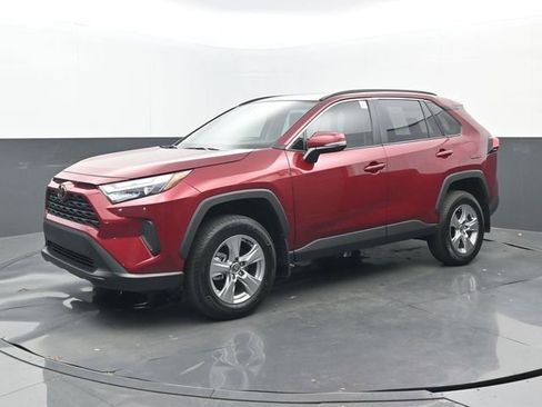 Used 2025 Toyota RAV4 XLE w/ Convenience Package image 23