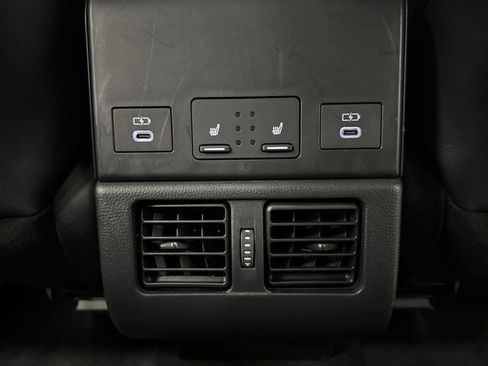 Used 2024 Toyota bZ4X Limited image 33