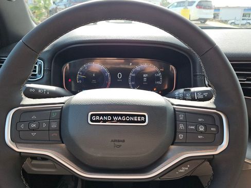 New 2026 Jeep Grand Wagoneer Limited w/ Convenience Group I AWD/4WD image 20