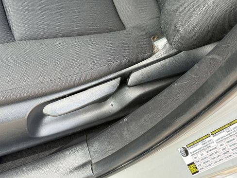 Used 2023 Toyota Corolla LE FWD image 22