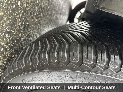 Used 2022 BMW X6 xDrive40i w/ Executive Package image 34