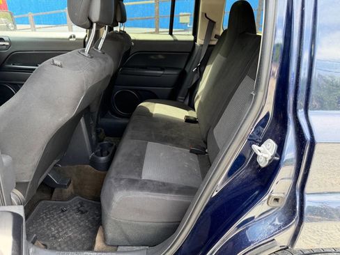 Used 2016 Jeep Patriot Sport w/ Power Value Group FWD image 11