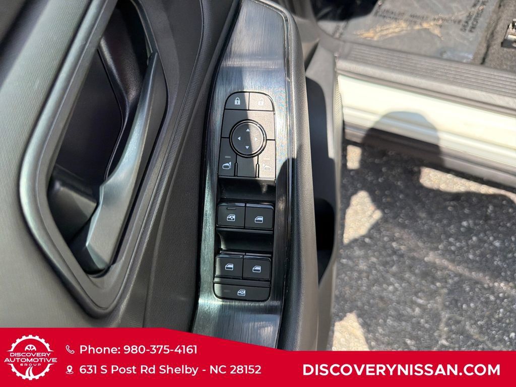 Certified 2024 Nissan Rogue S AWD/4WD image 11