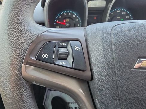Used 2015 Chevrolet Malibu LT w/ Power Convenience Package FWD image 9