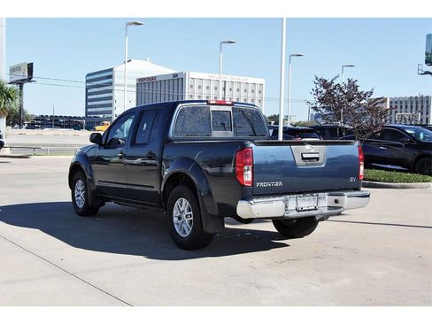 Used 2021 Nissan Frontier SV image 4
