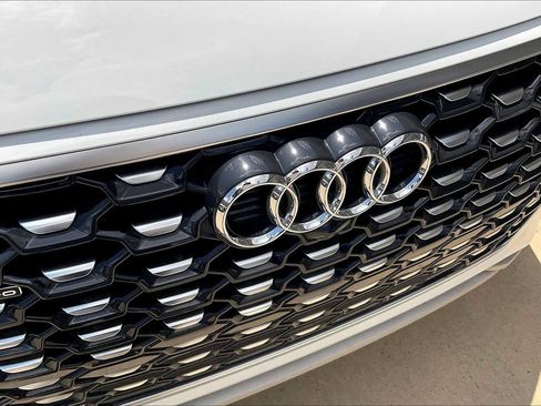 Used 2021 Audi Q5 2.0T Premium w/ Convenience Package image 28