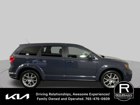 Used 2017 Dodge Journey GT FWD image 2