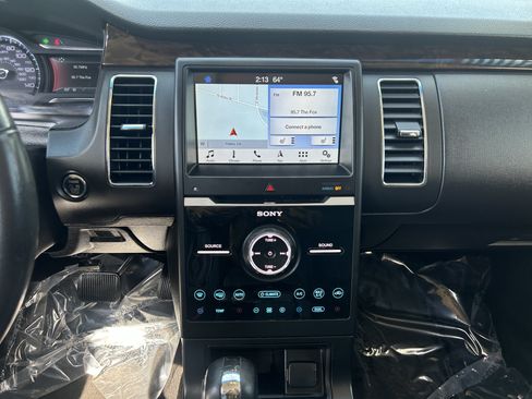 Used 2019 Ford Flex Limited FWD image 18