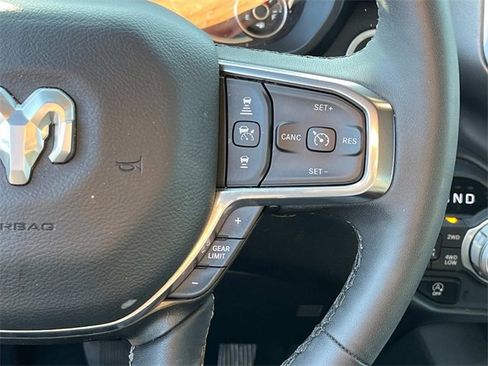 Used 2025 RAM 1500 Laramie image 31