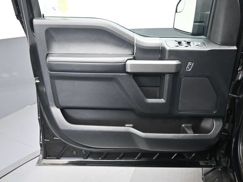 Used 2020 Ford F150 XLT w/ Equipment Group 302A Luxury AWD/4WD image 9