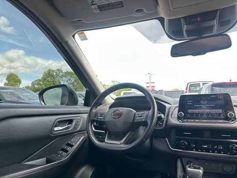 Used 2025 Nissan Rogue SV w/ Rock Creek Premium Package AWD/4WD image 50