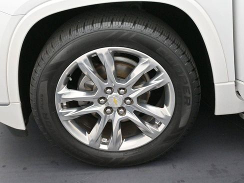 Used 2019 Chevrolet Traverse High Country w/ LPO, Floor Liner Package AWD/4WD image 45