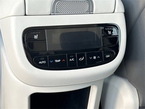 New 2026 Hyundai Ioniq 9 SEL image 16