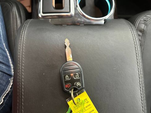 Used 2014 Ford F150 Platinum AWD/4WD image 39