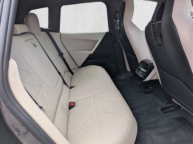 Used 2024 BMW iX xDrive50 w/ Sport Package AWD/4WD image 21